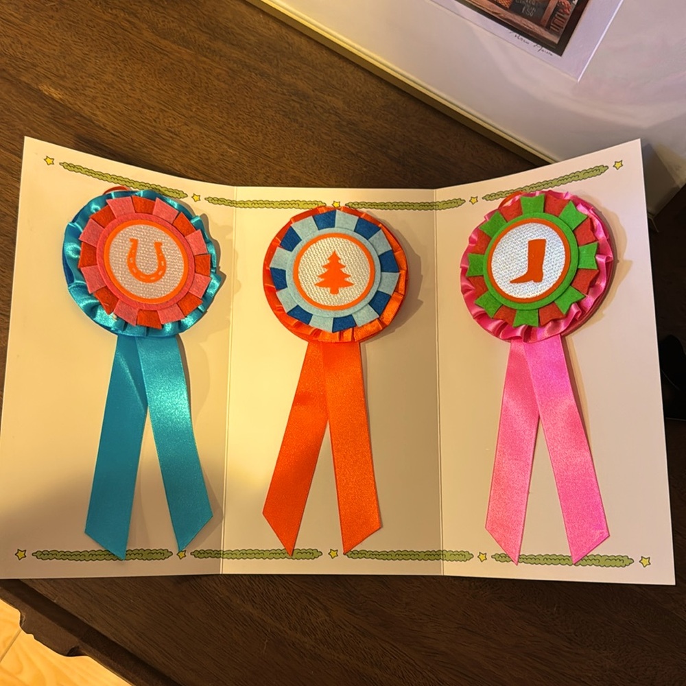 HERMES Beautree 2024 Holiday Gift Ribbon Ornaments Western Medallion Felt